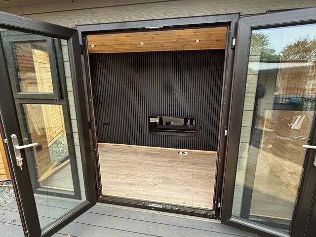 composite-clad-garden-rooms-7-kireth-ai