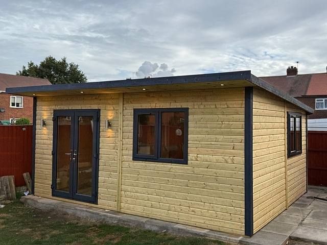 freya-upvc-studio-summerhouse-5-kireth-ai